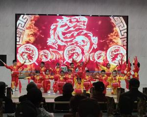 燃情暖重阳 童心续薪火